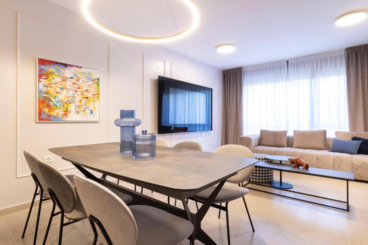 The Haneviim Suites - Isrentals エルサレム エクステリア 写真